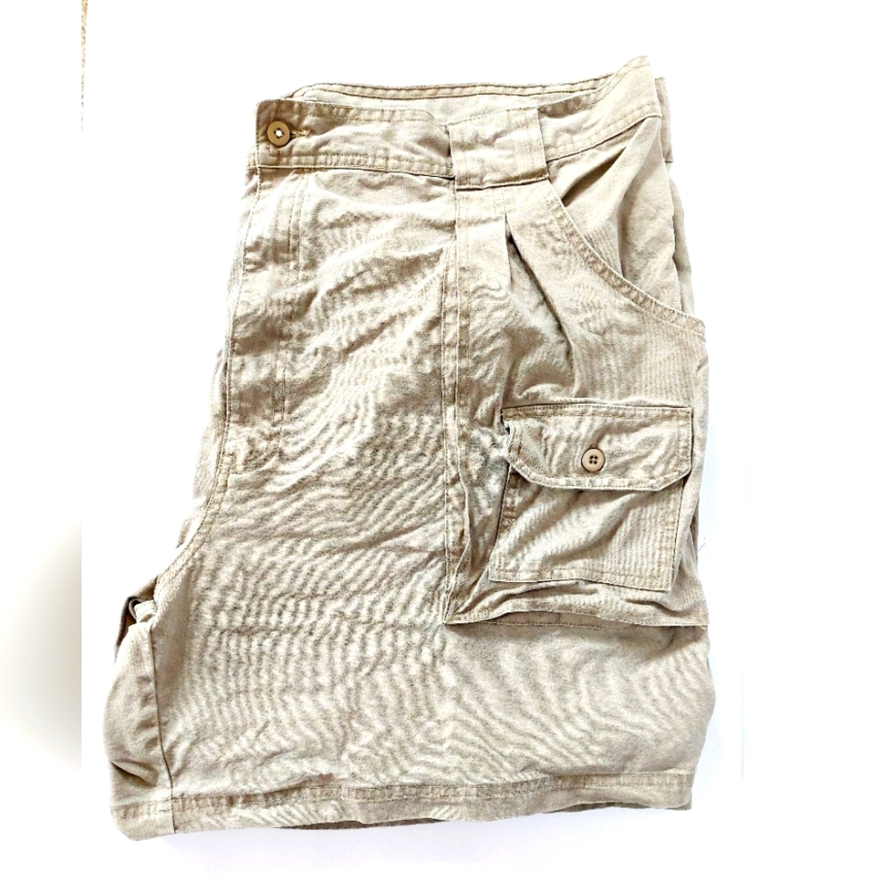 Khaki 7‎ Pocket Hiking Shorts size 48 Cabela's Outdoor Travel Fishing